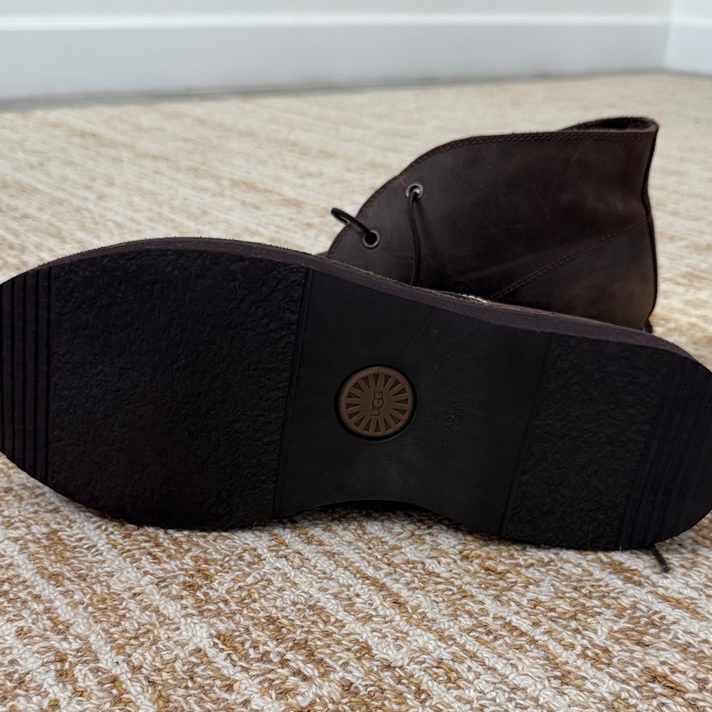 UGG Men's Dark Brown Chukka Camino Boots - Picture 3 of 5